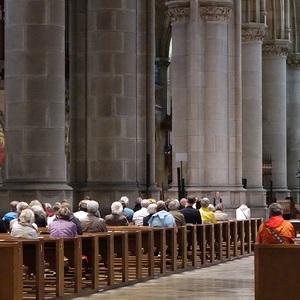 domorgelsommerlinz23-Publikum im Mariendom Linz