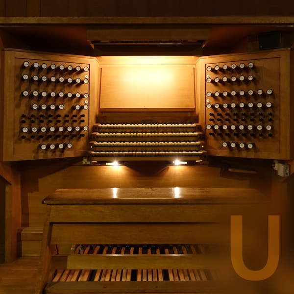 Spieltisch der Rudigierorgel im Mariendom Linz (Foto: Stefanie Petelin)