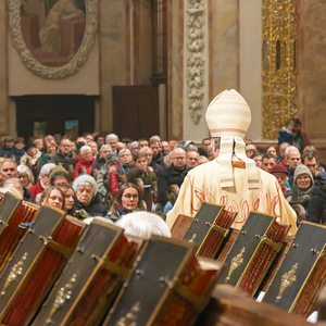 Abschlussgottesdienst im Stift Schlierbach / Foto Haijes Die Visitation im Dekanat Windischgarsten wurde mit einem festlichen Gottesdienst abgeschlossen.