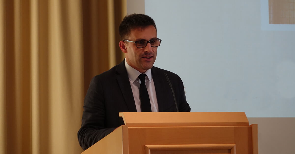 Klaus Birngruber (Diözesanarchiv Linz) beim Symposium zu 50 Jahre Rudigierorgel