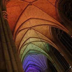 HARFONISCHes Licht im Mariendom