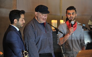 'Irgendwo auf der Welt gibt's ein kleines bisschen Glück'. Benefizkonzert in der Pfarre Linz - St. Peter