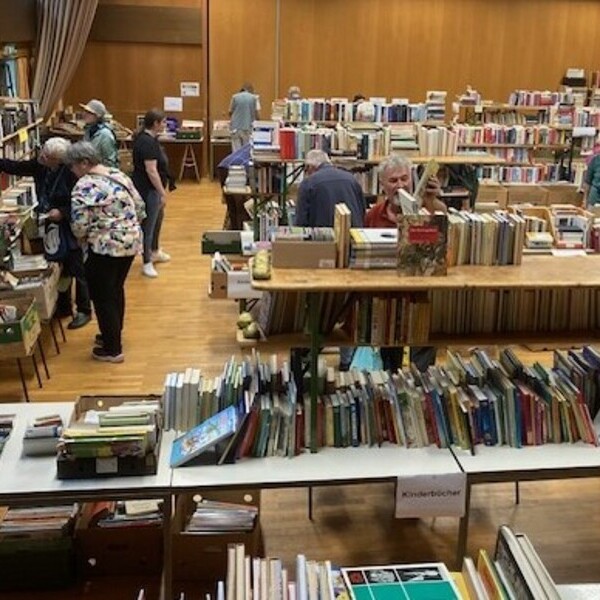Bücherflohmarkt