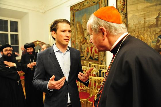 Kardinal Christoph Schönborn (r.) mit Außenminister Sebastian Kurz