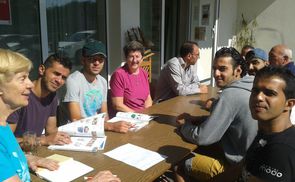 Deutschkurs mit ehrenamtlichen HelferInnen in der Pfarre Linz-St. Peter