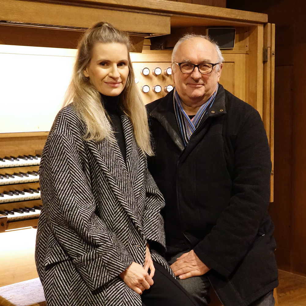 Mezzosopranistin Gerda Lischka und Domorganist Wolfgang Kreuzhuber an der Rudigierorgel