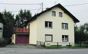 Haus der Anbetung in Ort im Innkreis