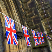 Unionjack an einer Kathedrale