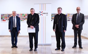 V. l.: LH a. D. Dr. Josef Pühringer (Vorsitzender PRO ORIENTE Sektion Linz), Kurienkardinal Kurt Koch, Bischof Dr. Manfred Scheuer, Dr. Alfons Kloss (Präsident Gesamtstiftung PRO ORIENTE)