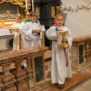 Abschlussgottesdienst im Stift Schlierbach / Foto Haijes Die Visitation im Dekanat Windischgarsten wurde mit einem festlichen Gottesdienst abgeschlossen.