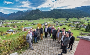 Visitation Dekanat Bad Ischl | Wunderschöner Blick in die Weite von der Kalvarienbergkirche in Gosau