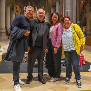 Domorganist Wolfgang Kreuzhuber mit Simon Eitzlmayr, Claudia Haubner und Carolin Landschützer