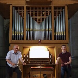 Domorganist Wolfgang Kreuzhuber und Gerhard Raab vor dem ersten gemeinsamen RAUMKLANG 2018