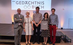 Thomas Schlager-Weidinger, Projektteam Jägerstätter Institut KU Linz; Verena Lorber, Projektteam Jägerstätter Institut KU Linz; Florian Schwanninger, Leiter des Lern- und Gedenkort Schloss Hartheim; Erna Putz, Jägerstätter-Biografin; Alfred Weidinger