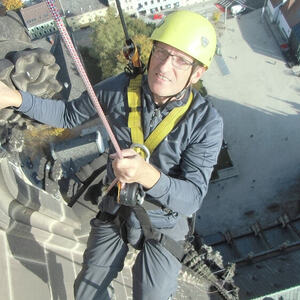 Ultraschalluntersuchung am Turmhelm