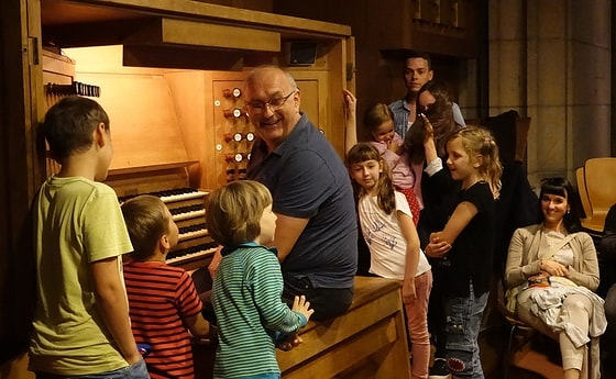 Wolfgang Kreuzhubers „Orgel mit allen Sinnen” beim Kinderdom bei der Langen Nacht der Kirchen 2018