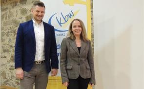 Journalistin Mag.a Petra Ramsauer und Bildungswerk-Leiter Christian Penn