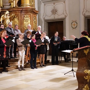 Abendgottesdienst in der Ursulinenkirche Linz mit dem Konservatorium für Kirchenmusik der Diözese Linz / © Konservatorium für Kirchenmusik der Diözese Linz/Stefanie Petelin Abendgottesdienst in der Ursulinenkirche Linz mit dem Konservatorium für Kirchenmusik der Diözese Linz