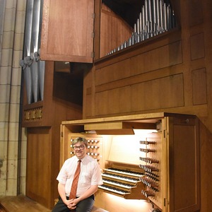 Andreas Etlinger an der Rudigierorgel